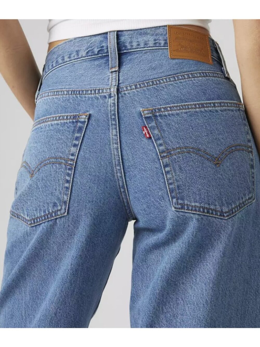 New Levi's Premium 26x30 Baggy Dad Women's Jeans Own It Stone - Medium Wash - Picture 2 of 6